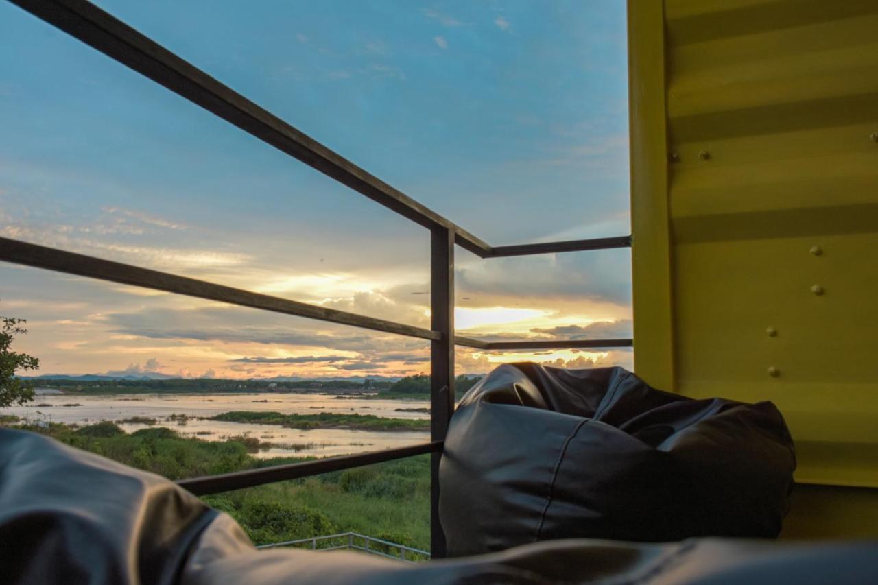 Inbox Living Rimkhong Hotel Chiang Khan Exterior photo