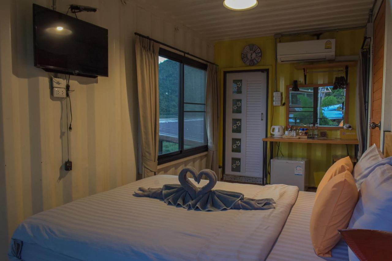 Inbox Living Rimkhong Hotel Chiang Khan Exterior photo