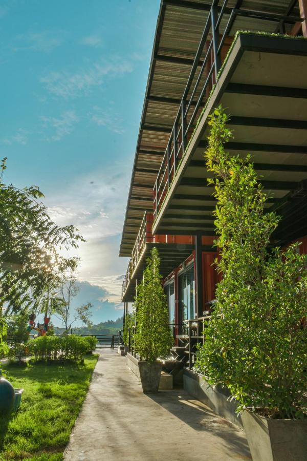 Inbox Living Rimkhong Hotel Chiang Khan Exterior photo