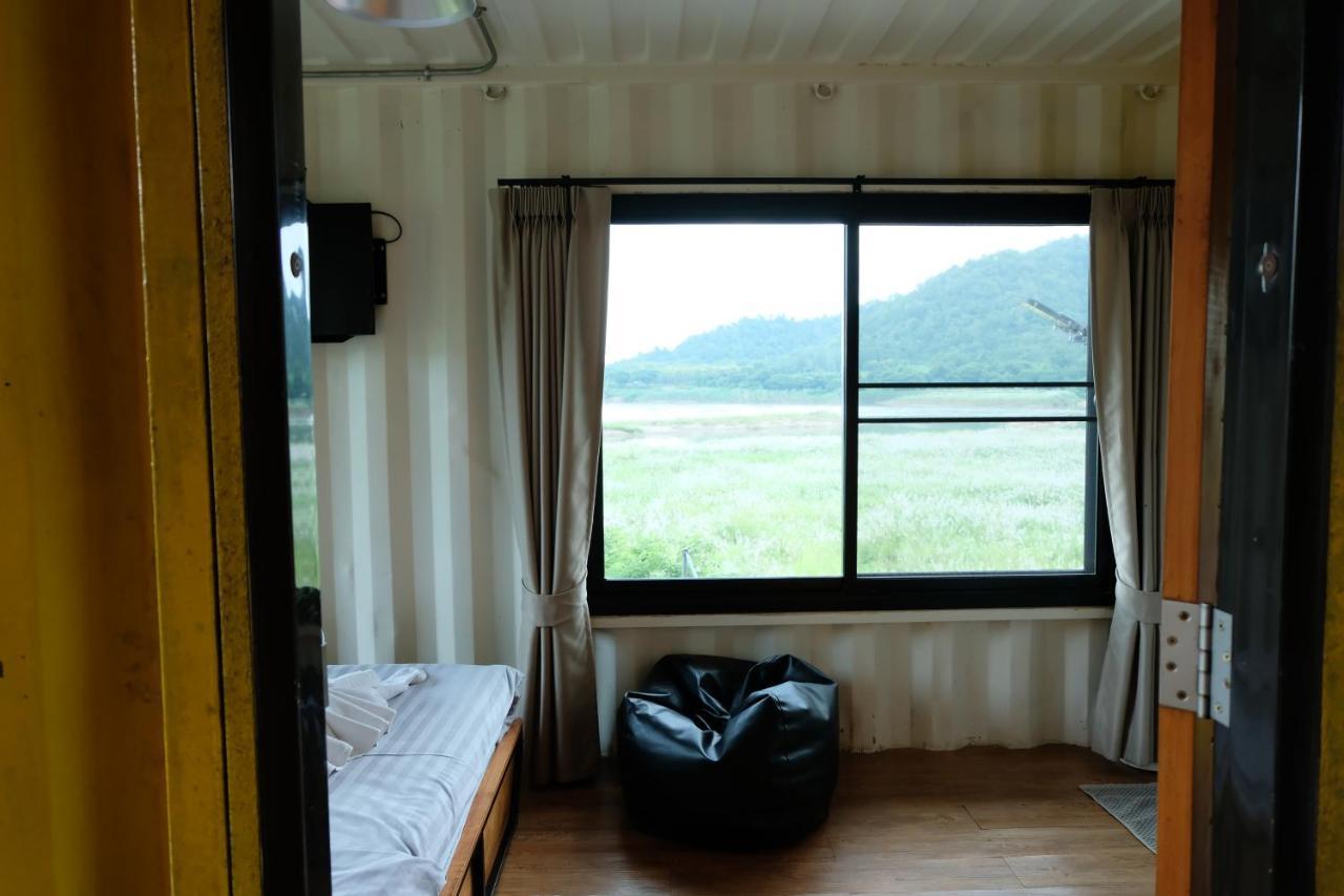 Inbox Living Rimkhong Hotel Chiang Khan Exterior photo