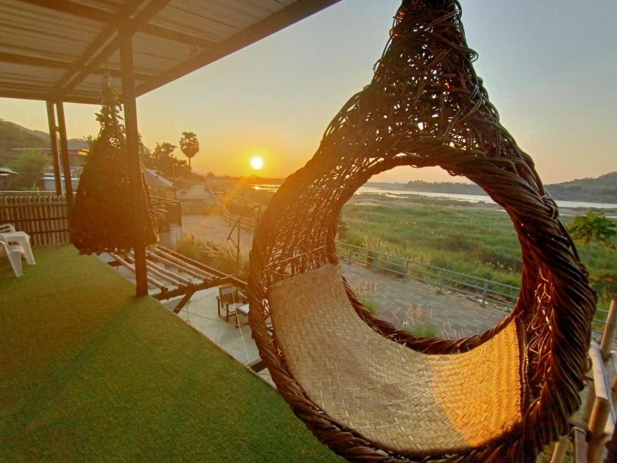 Inbox Living Rimkhong Hotel Chiang Khan Exterior photo